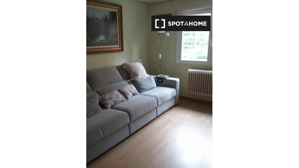 Double room Madrid, 2 beds — photo 3