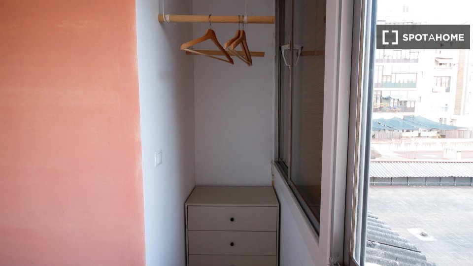 Double room Barcelona, 6 beds — photo 1