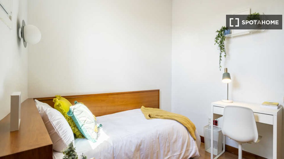 Double room Madrid, 12 beds — photo 57
