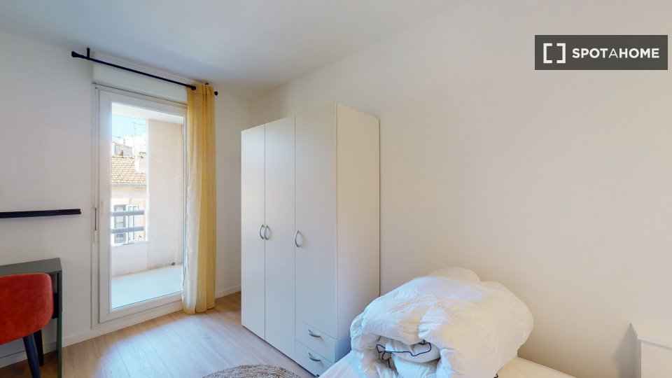 Double room Marseille, 8 beds — photo 12