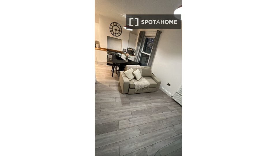 Apartment London, 2 beds, 80m² — photo 15