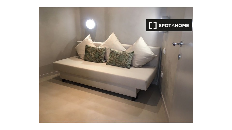 Apartment Milan, 2 beds, 43m² — photo 4