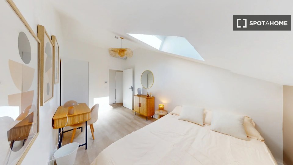 Double room Lyon, 17 beds — photo 10