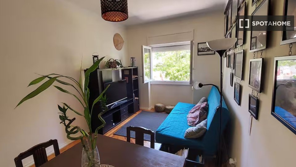Apartment Lisbon, 2 beds, 78m² — photo 10