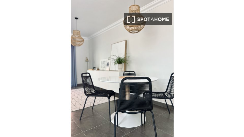 Double room Santa_Cruz_De_Tenerife, 1 bed, 188m² — photo 4