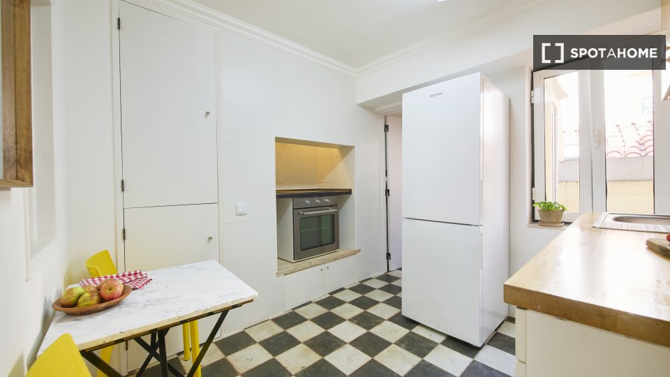 Apartment mono Lisbon, 40m² — photo 9