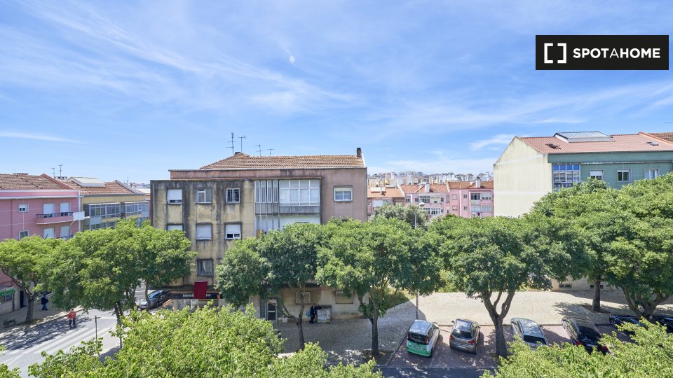Double room Lisbon, 6 beds — photo 3