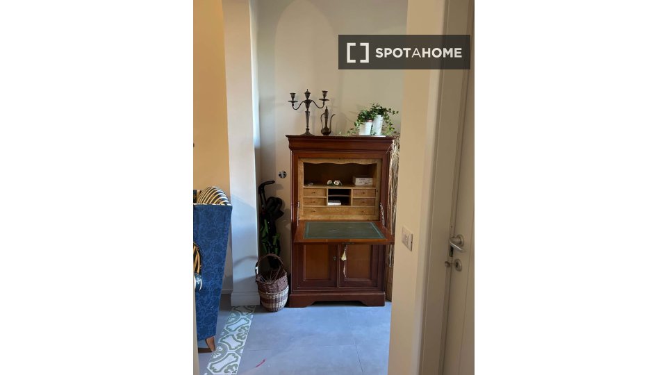 Apartment Florence, 1 bed, 65m² — photo 2