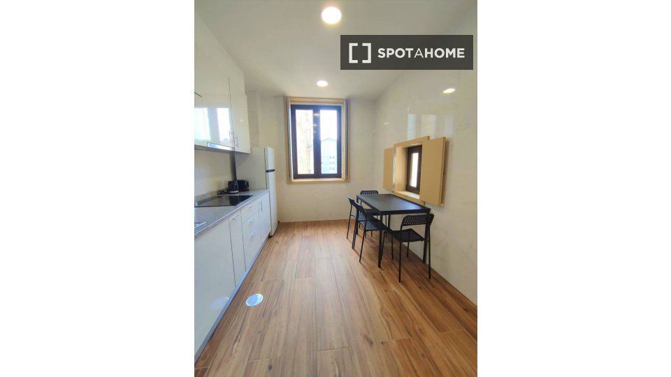 Apartment Porto, 1 bed — photo 1