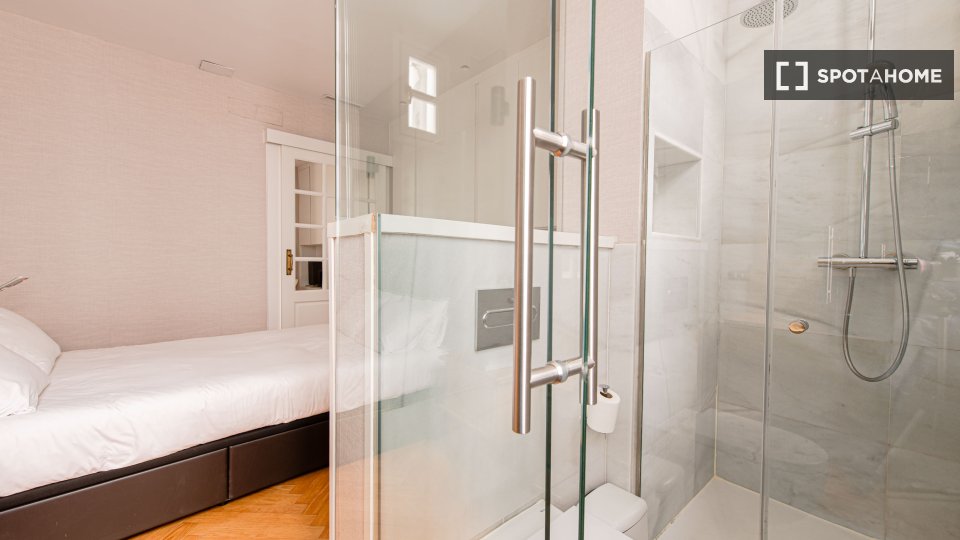 Apartment Madrid, 2 beds, 110m² — photo 19