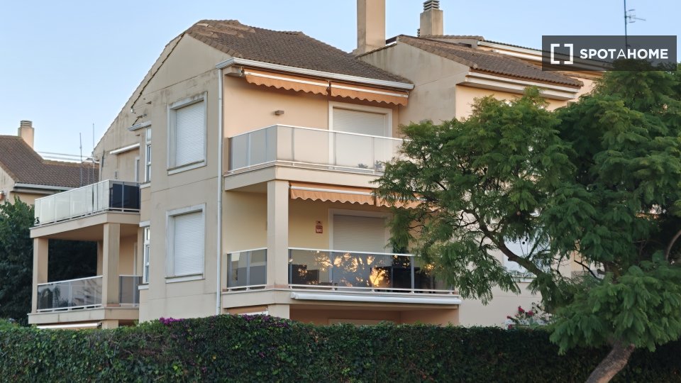 Apartment Alicante, 2 beds, 80m² — photo 3