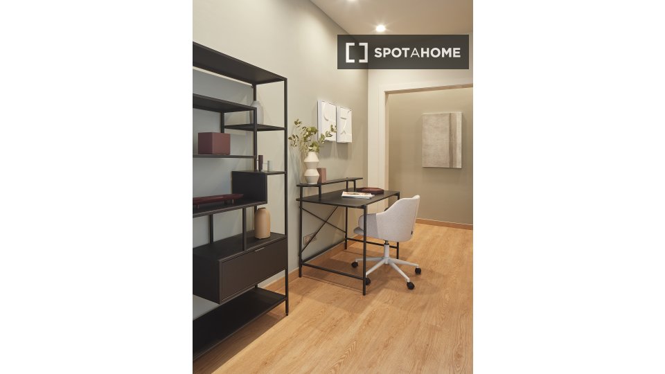 Apartment Barcelona, 2 beds, 75m² — photo 16