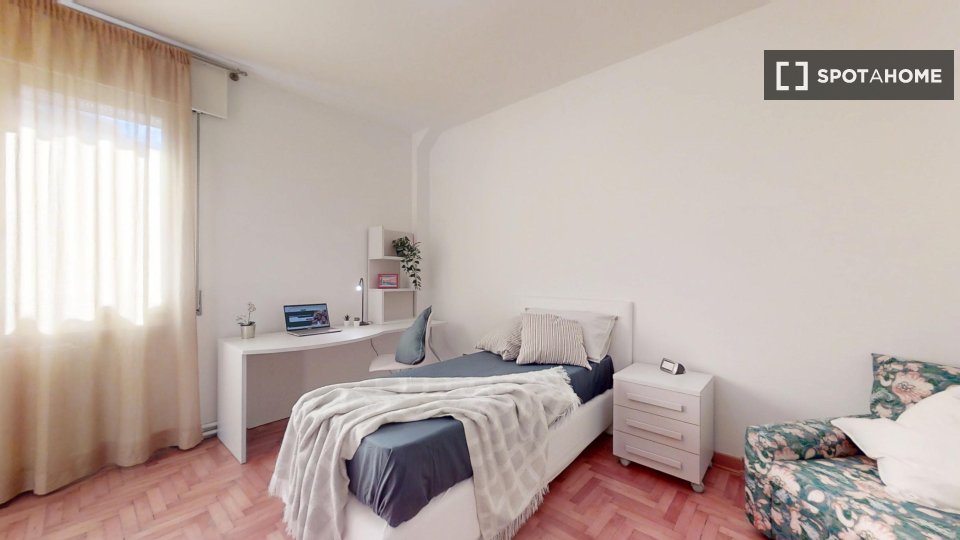 Double room Padua, 3 beds — photo 9
