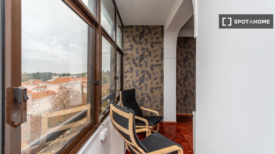 Double room Lisbon, 4 beds — photo 6