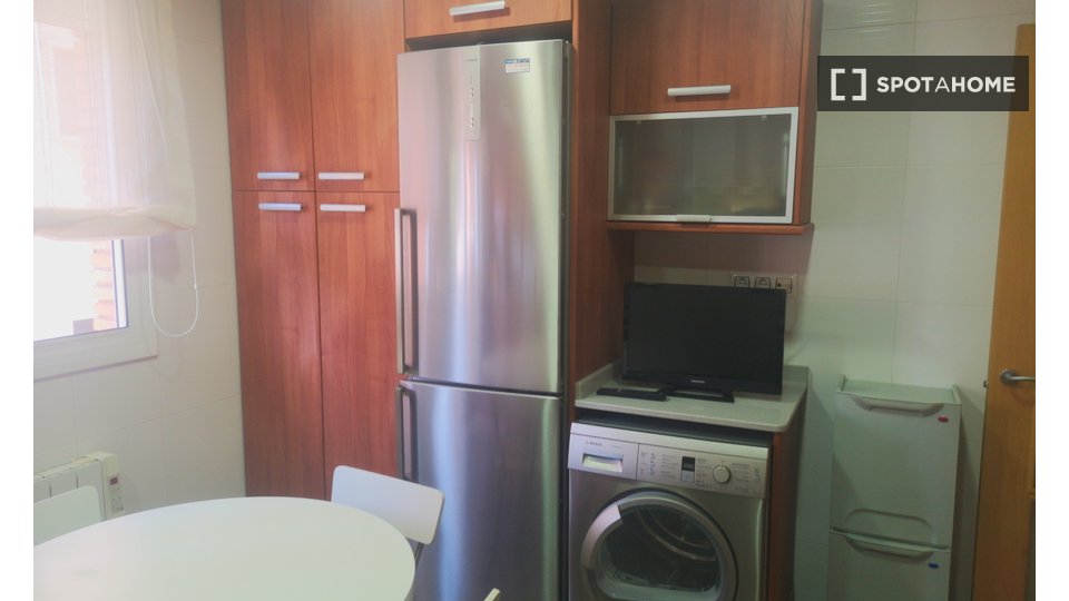 Apartment Barcelona, 3 beds, 90m² — photo 10