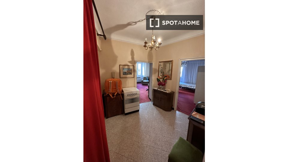 Double room Genoa, 3 beds, 67m² — photo 5