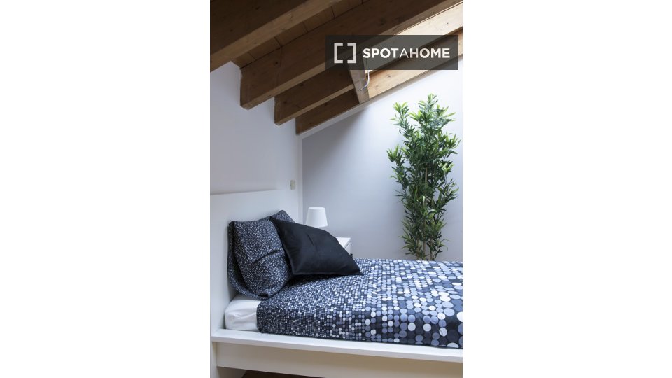 Double room Milan, 7 beds, 130m² — photo 10