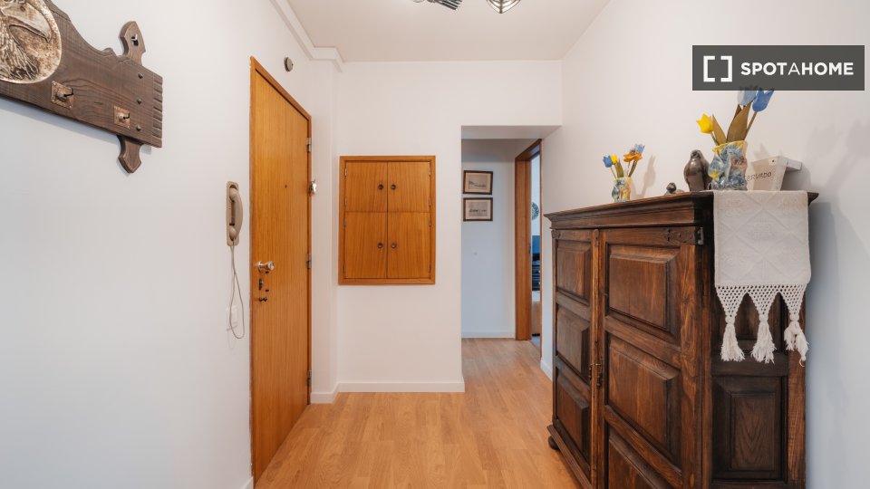 Double room Lisbon, 2 beds — photo 19