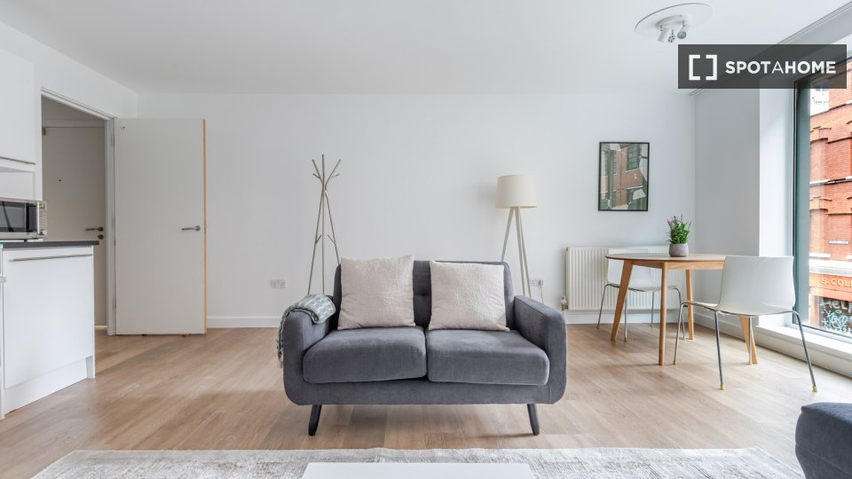 Apartment London, 1 bed — photo 1