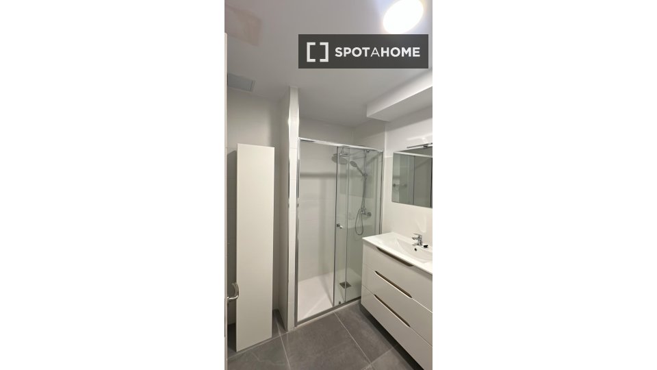 Double room Las_Palmas_De_Gran_Canaria, 7 beds — photo 14