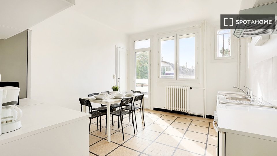 Double room Paris, 5 beds — photo 3