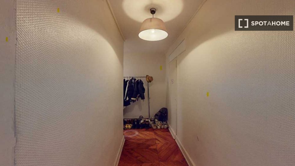Double room Lyon, 3 beds, 80m² — photo 7