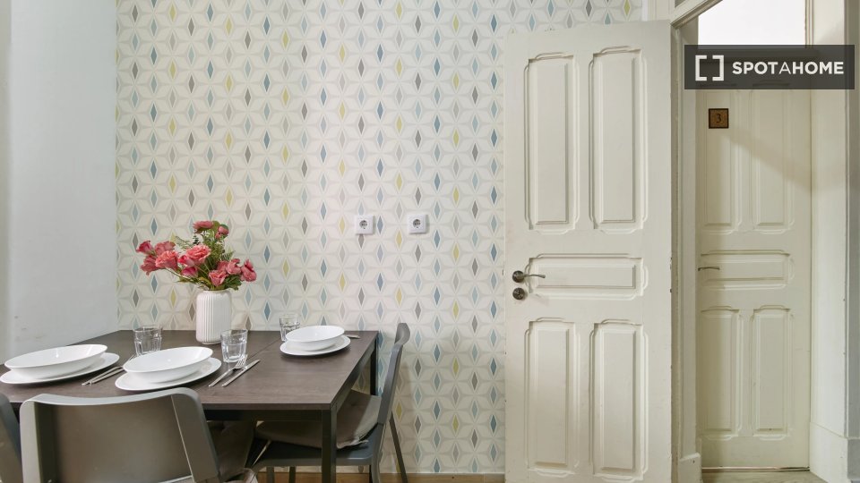 Double room Lisbon, 4 beds — photo 7