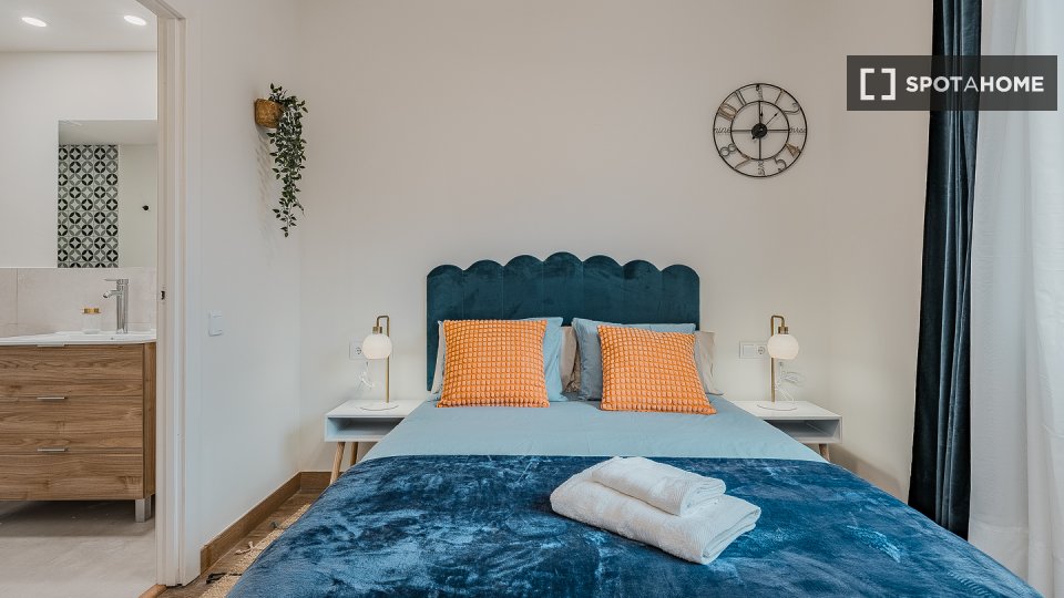 Double room Barcelona, 6 beds, 120m² — photo 90