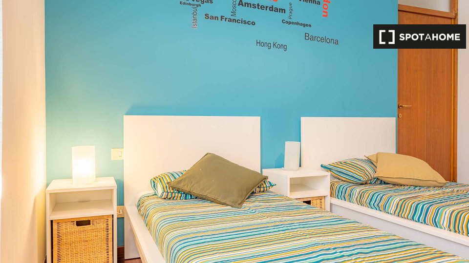 Double room Milan, 7 beds, 160m² — photo 1