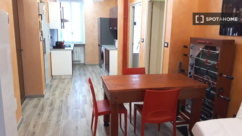 Double room Turin, 2 beds, 70m² — photo 6
