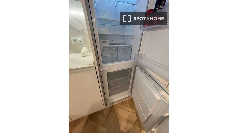Apartment Madrid, 2 beds, 80m² — photo 16