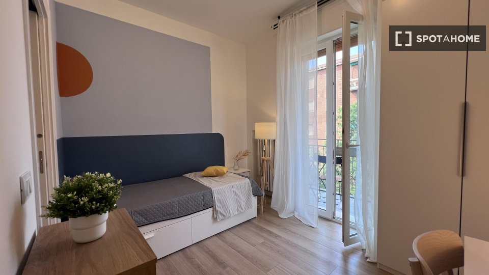 Double room Bologna, 3 beds — photo 9