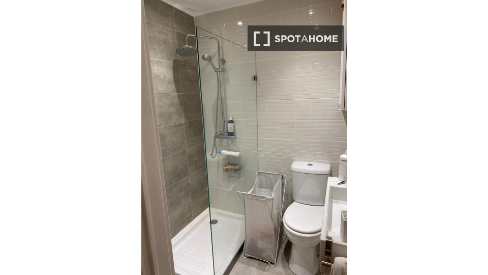 Apartment Lisbon, 2 beds, 60m² — photo 8