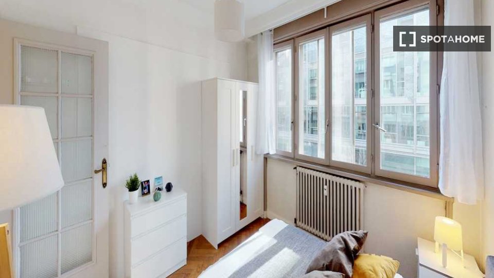 Double room Lyon, 3 beds, 70m² — photo 2