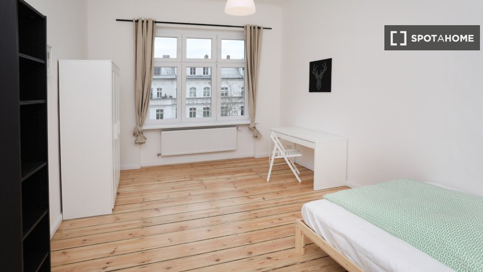 Double room Berlin, 4 beds, 114m² — photo 6