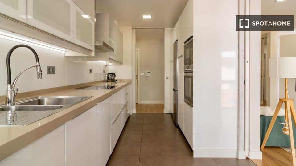 Apartment Lisbon, 3 beds — photo 6