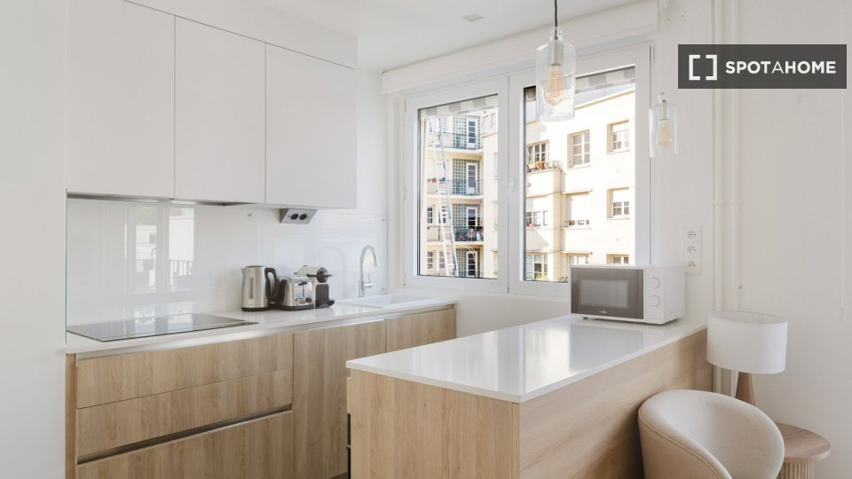 Apartment Paris, 2 beds, 59m² — photo 4