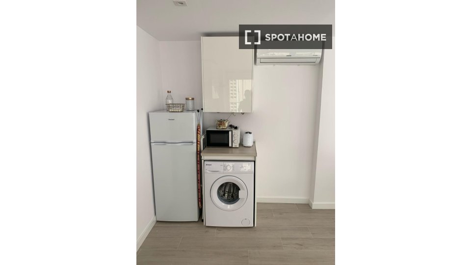 Apartment mono Granada, 45m² — photo 1