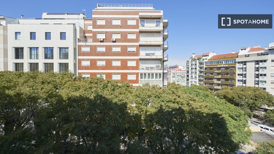 Double room Lisbon, 7 beds, 200m² — photo 11