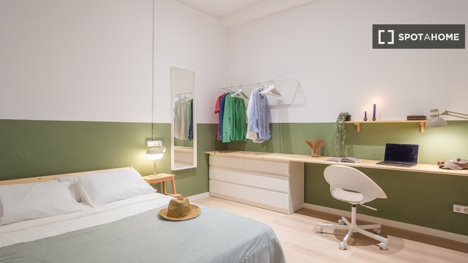Double room Barcelona, 6 beds — photo 12