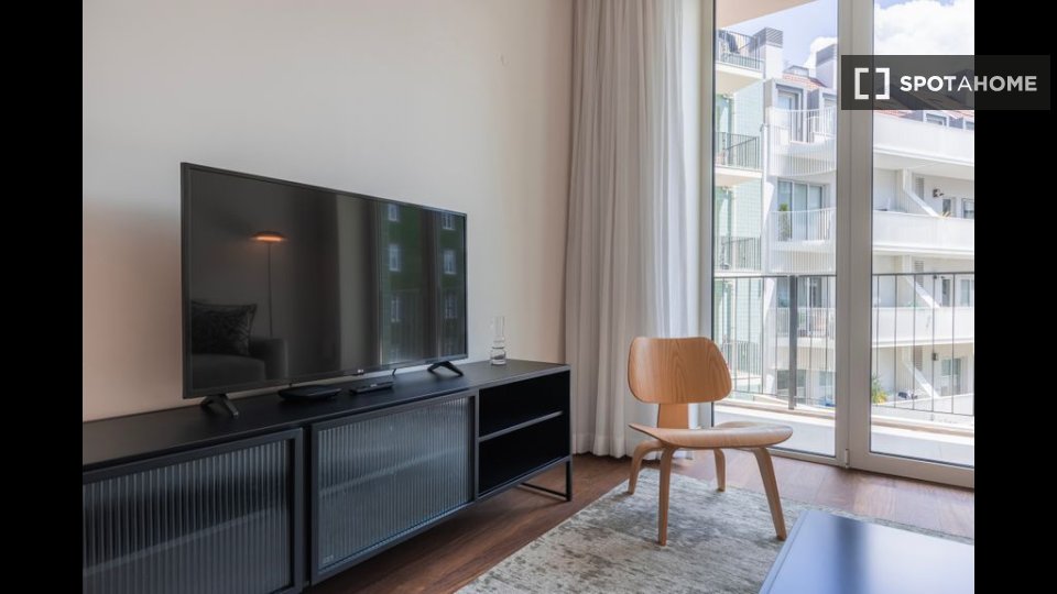 Apartment Lisbon, 1 bed — photo 6