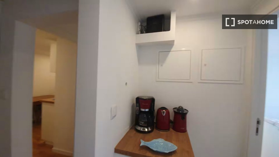 Apartment Lisbon, 2 beds — photo 14