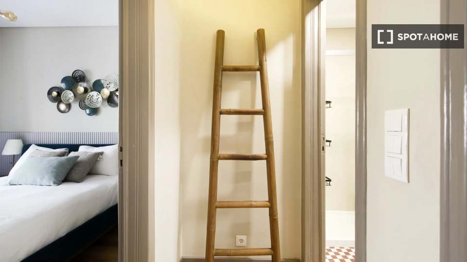 Apartment Lisbon, 1 bed — photo 14