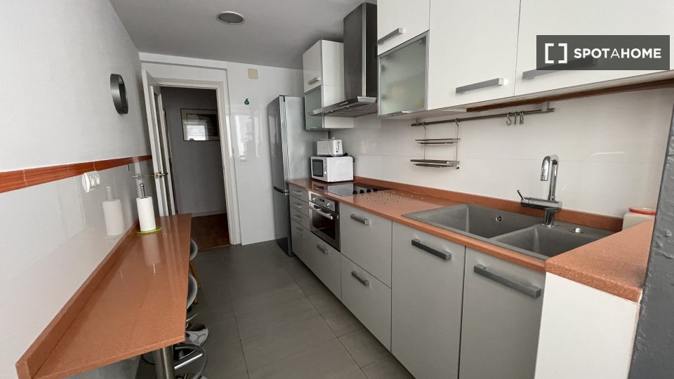 Apartment Valencia, 3 beds, 100m² — photo 14