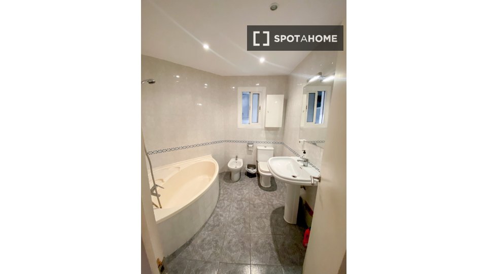 Habitación doble Barcelona, 3 habitaciones, 100m² — foto 4