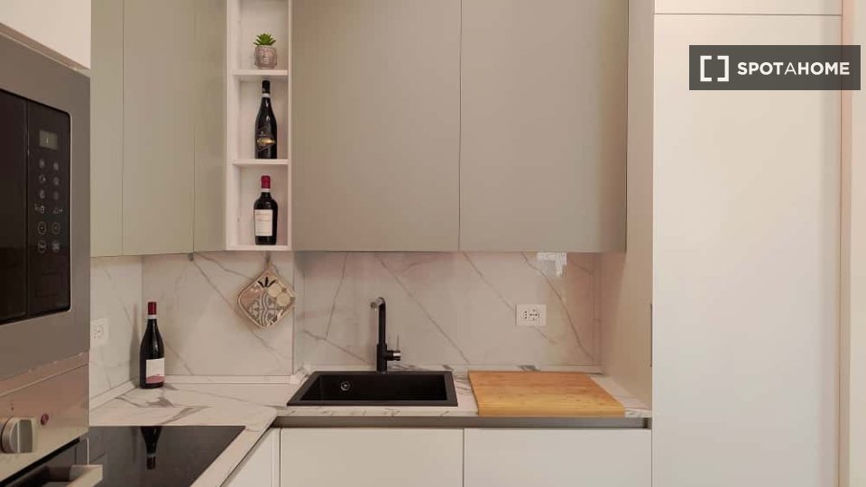 Apartment Milan, 1 bed — photo 13