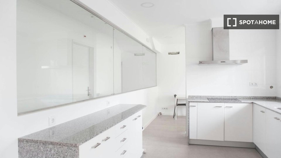 Double room Porto, 14 beds — photo 16