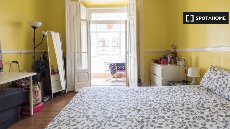 Double room Lisbon, 6 beds — photo 3