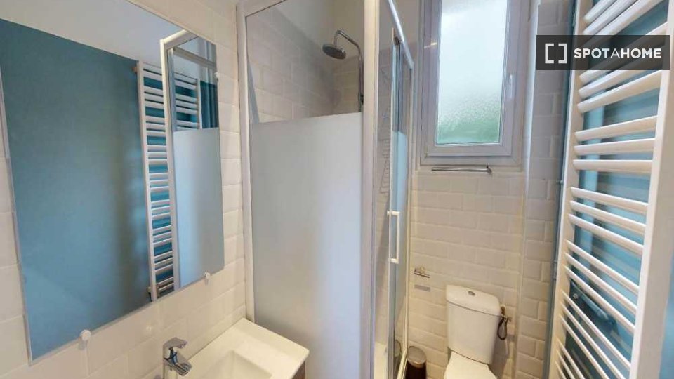 Double room Paris, 4 beds, 70m² — photo 7
