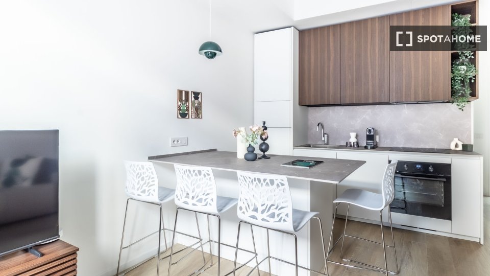 Apartment Milan, 2 beds, 75m² — photo 13